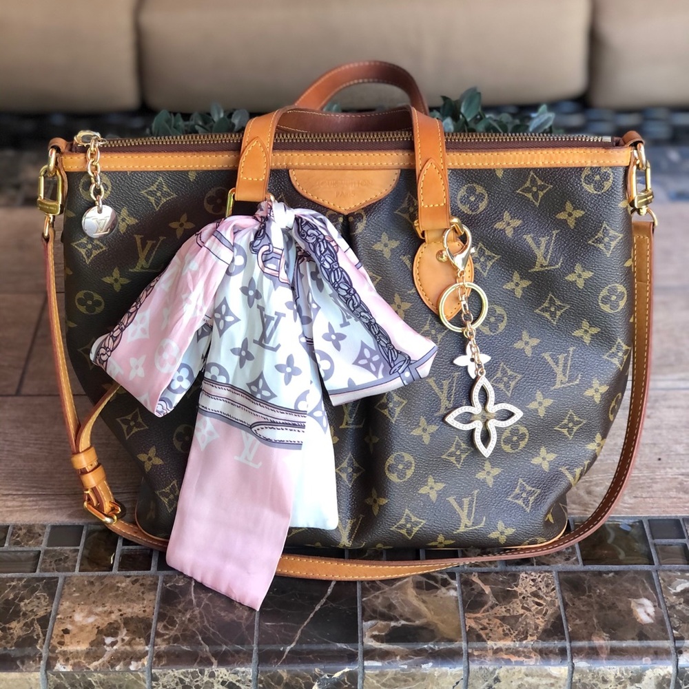 ❤️ Vuitton M/M Palermo handbag/Crossbody❤️